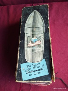 Vintage Smoothie Ice Cream Mixer