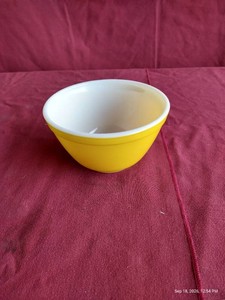 Vintage Pyrex Nesting Bowl