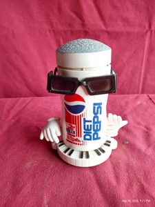 1991 Diet Pepsi Movin and Groovin Sound-Activated Pop Can