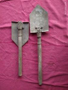 (2) Military Entrenching Spades