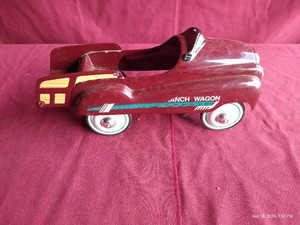 Xonex 13 Scale Die-Cast Ranch Wagon Mini Pedal Car Model