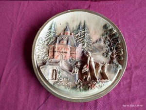 Vintage Art Deco Plaster Wall Hanging