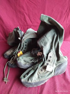 (2) Pairs Extreme Cold Weather Military Boots - Medium & Small