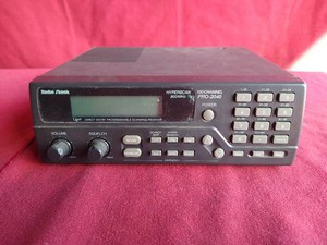 Vintage Radio Shack Pro-2040 Scanning Receiver