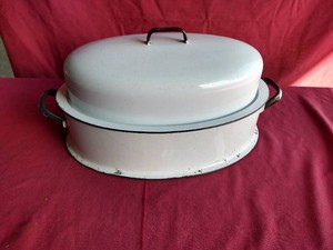 Vintage Roasting Pan