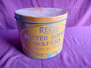 Vintage Reeds Butter Scotch Wafers Tin