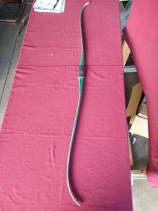 Vintage Ben Pearson 335 Recurve Bow