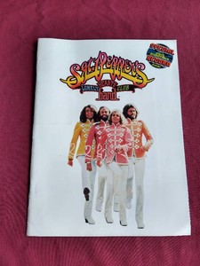 Vintage Sgt. Peppers Lonely Hearts Club Band Collectible Movie ProgramBrochure