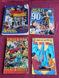 (4) BooksComics