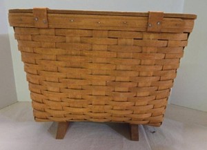 Longaberger 1991 Footed Magazine Basket w Lid Swing Handle