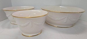 Set of 3 Great City Traders Portugal Ceramic Serving Bowls Gold Trim