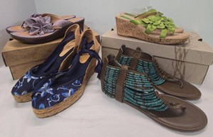 Womens Shoe Lot Born b.o.c. Coconuts Sandals Wedges Size 8-9