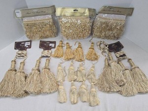 Versailles Trimmings Decorative Tassels & Hand-Tied Fringe Trim Set