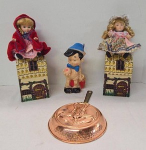 Lot of Vintage Storybook Dolls Disney Pinocchio Bugs Bunny Mold