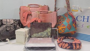 Lot of Assorted Womens Handbags Totes Purses Mixed Brands