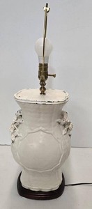 Vintage Zaccagnini Majolica Style White Ceramic Urn Table Lamp