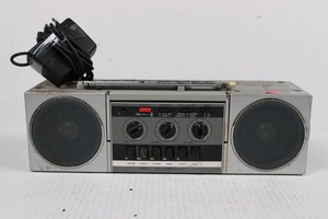 Vintage Sanyo M-S400 4-Speaker AMFM Stereo Cassette Recorder (not tested)