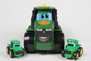John Deere Toy Tractor Collection (Lot of 3)