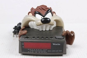 Westclox 32800 Tasmanian Devil Digital Alarm Clock Radio