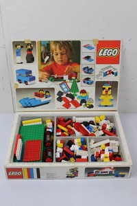 Vintage LEGO Set 112 Building Bricks With Original Storage Box