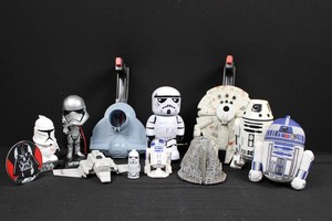 Star Wars Figures, Vehicles & Sci-Fi Display Models Mixed Lot (Lot of 12)