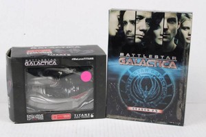 Battlestar Galactica Cylon Raider & Season 2.5 DVD Mixed Lot