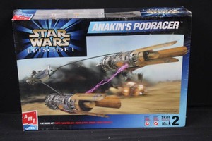 Vintage AMT Star Wars Anakins Podracer Model Kit 132 (sealed)