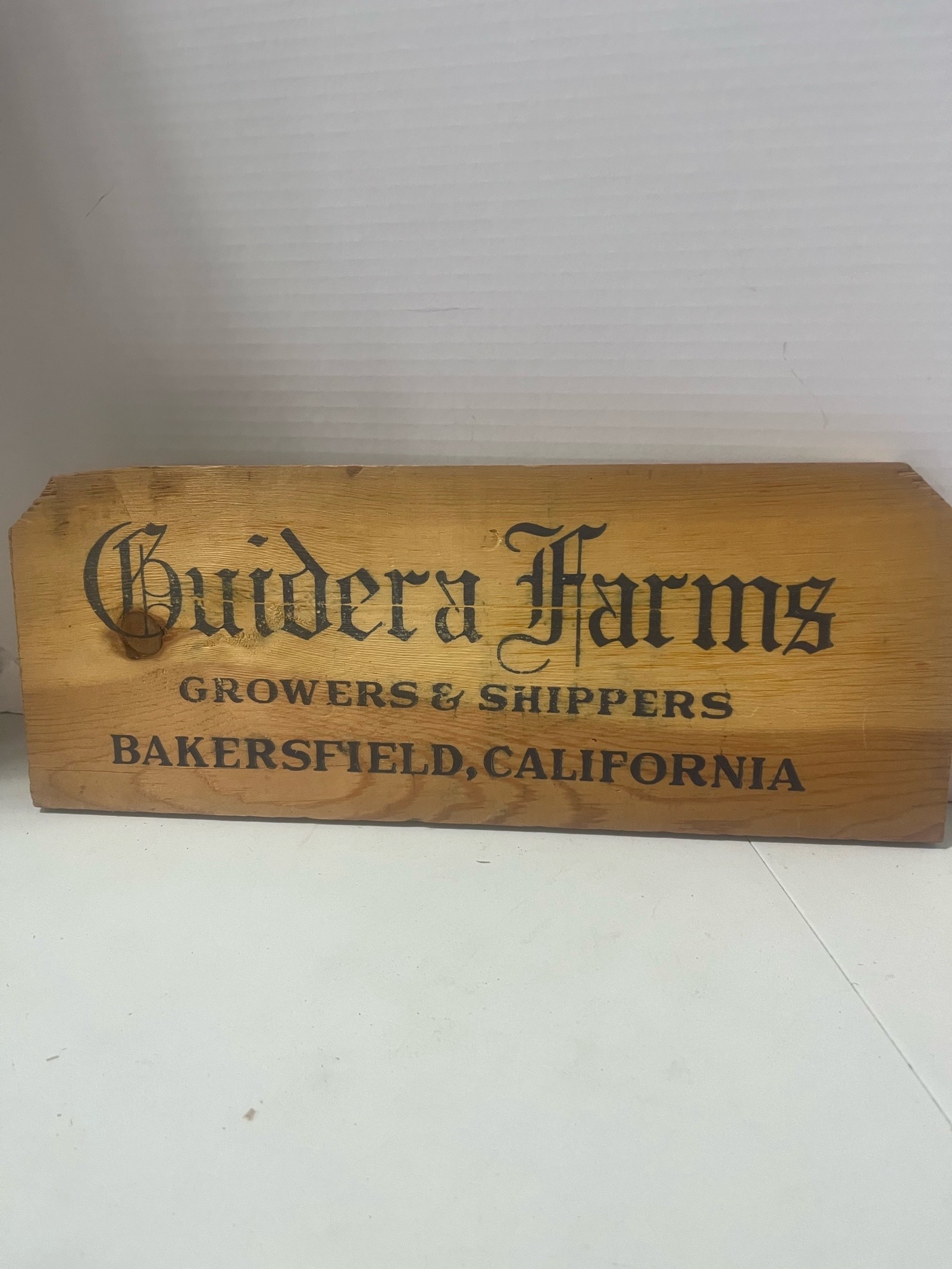 Vintage Guidera Farms Growers and Shippers Bakersfield CA Crate Panel