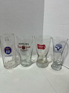 Set of 4 Beer Glasses Munchen HB, Remmlers Royal Brew, Miller High Life, The Beer Dabbler