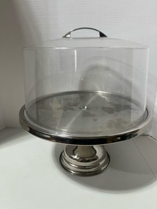 Restaurant Metal and Plastic Cake Display