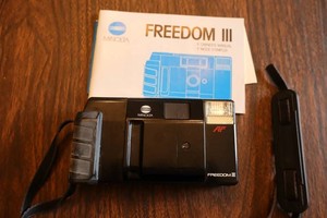 Vintage Minolta Freedom III Autofocus 35mm Film Camera with Manual