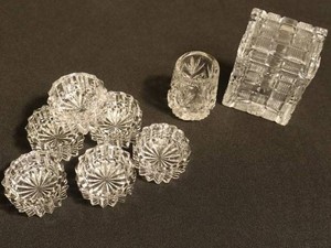 Edwardian Cut Crystal Salt Cellars & Additional Crystal Pieces Mixed Lot