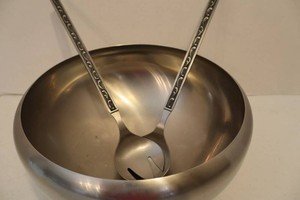 Vintage Oneida Paul Revere-Style Bowl & Salad Servers