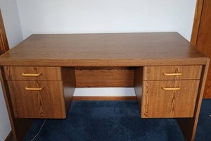 Woodgrain Desk with 4 Drawers
