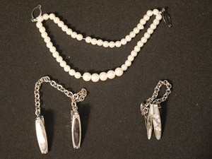 Vintage Necklace & Sweater Clips Mixed Lot