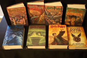 Harry Potter Hardcover Book Collection (Lot of 8)