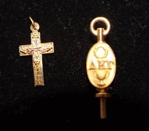 10K Gold Sorority Pin & Cross Pendant (Lot of 2)