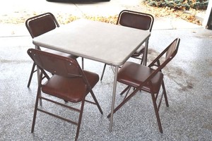 Vintage Samsonite Folding Card Table & 4 Padded Chairs