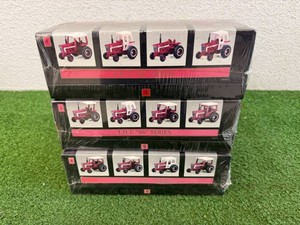 Sealed IH C 66 Series 164 Scale Sets 4-6