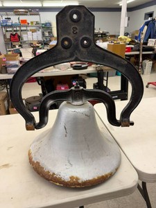 Vintage No 3 Cast Iron Bell