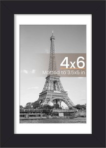 upsimples 4x6 Picture Frame, Wall Decor Photo Frames, Black 1 Pack