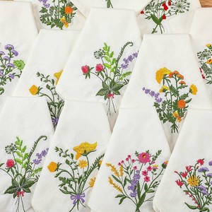 $53 Tioncy 18 Pcs 12 Pack 18 Wildflower Embroidered Cloth Napkins, White