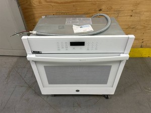 GE 30 Electric Single Wall Oven - White JTS3000DNWW
