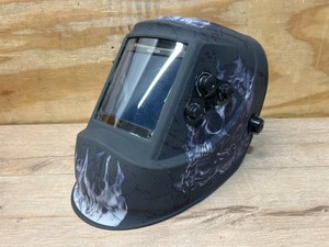 Klutch MonsterView 1400 Auto-Darkening Welding Helmet, Skull Flame Design #6651761
