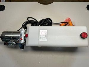 $570 NorTrac Dump Trailer Power Unit with 12V DC Motor for Double-Acting Cylinder, 1.1-Gal. Reservoir