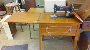 Vintage Sewing Machines in Cabinets (2)