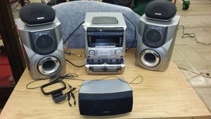 AIWA Digital Audio System with CD, AMFM and Dual Tape Deck, Model CX-NMA545