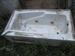 Whirlpool bath tub