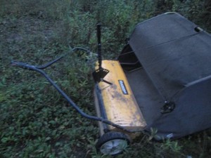 Yardworks lawn sweeper