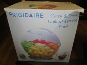 Frigidaire serving bowl